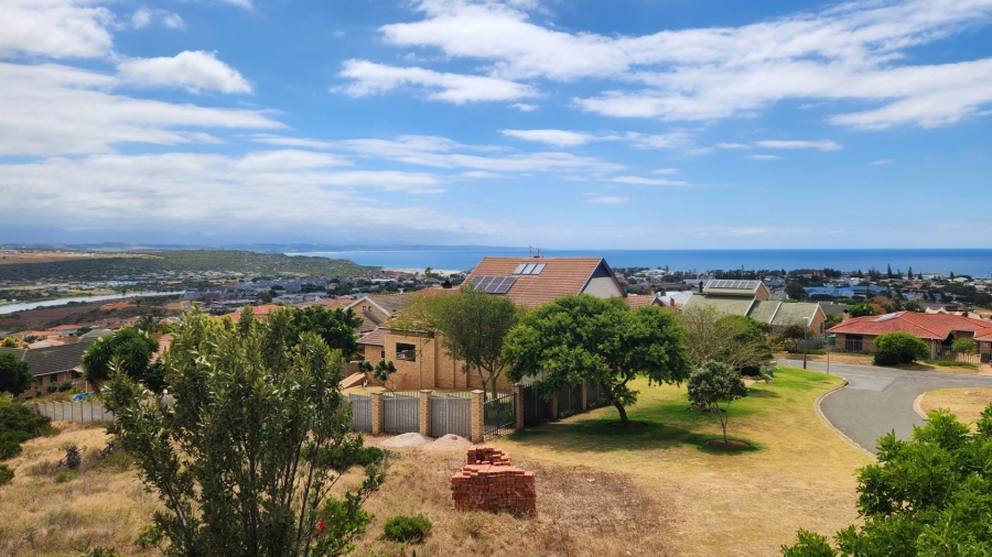 5 Bedroom Property for Sale in Hartenbos Heuwels Western Cape